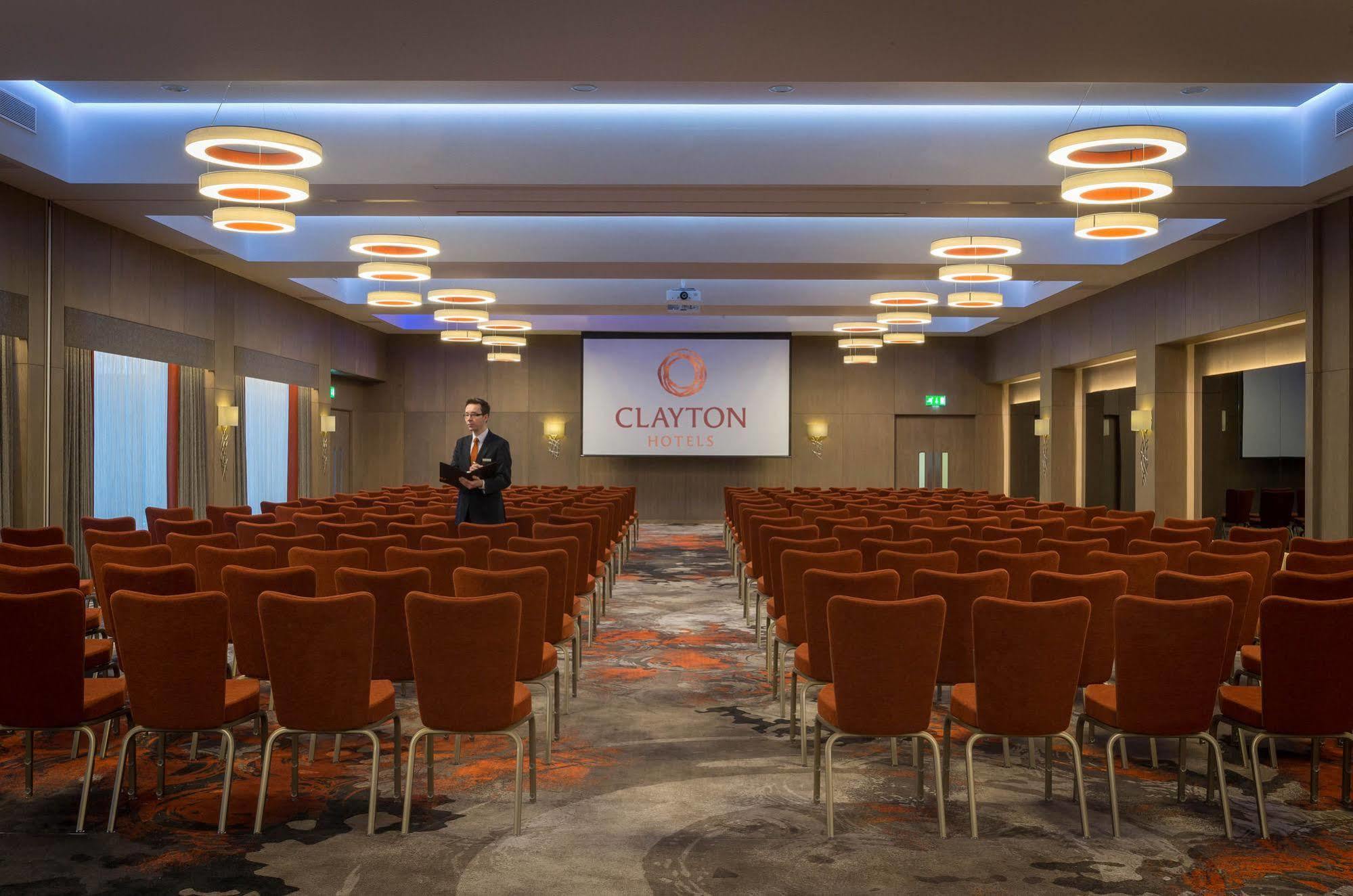 Clayton Hotel Chiswick Londyn Zewnętrze zdjęcie